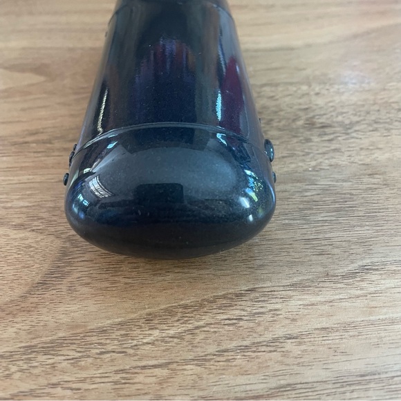 New hard shell Corinne McCormack case - Picture 8 of 9